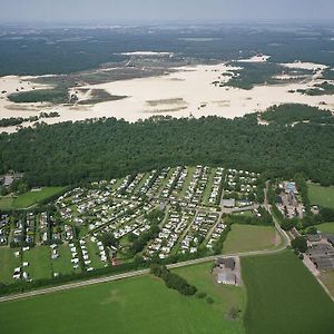 Отель Holiday Park Duinhoeve Udenhout Exterior photo