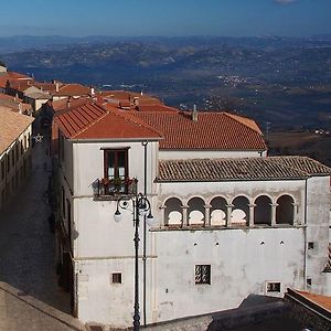 Bed and Breakfast Palazzo Ruggiero Montefusco Exterior photo