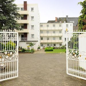 Hotel Alte Post Garni Гинсхайм-Густавсбург Exterior photo