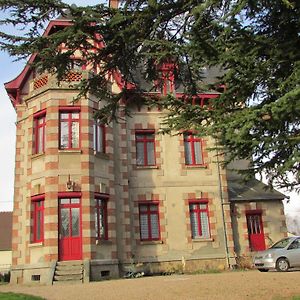 Chateau Lezat - Chambres D'Hotes Ла-Сутеррен Exterior photo