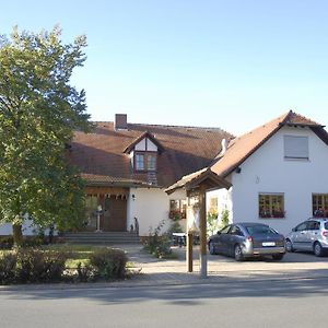 Gasthaus-Pension Hofmann Обердакштеттен Exterior photo