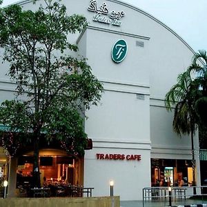 Traders Inn Brunei Бандар-Сери-Бегаван Exterior photo