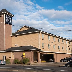 Red Lion Inn & Suites Юджин Exterior photo