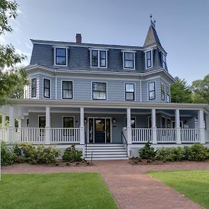 The Inn At Hastings Park, Relais & Chateaux Лексингтон Exterior photo