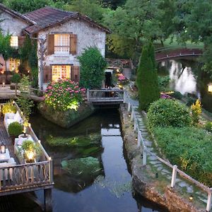 Отель Le Moulin Du Roc Брантом Exterior photo