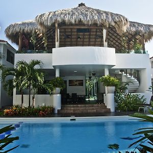 Villas Maria Isabel Санта-Крус-Хуатулко Exterior photo