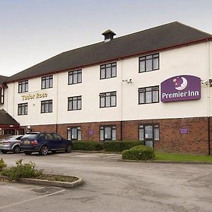 Premier Inn Wirral - Two Mills Элсмир-Порт Exterior photo