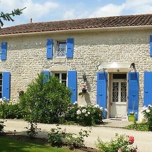 Bed and Breakfast Le Clos De La Vigne Montreuil  Exterior photo