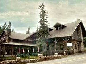 The Historic Brook Forest Inn Эвергрин Exterior photo