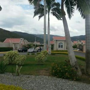 Вилла Caymanas Estate House Портмор Exterior photo