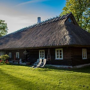 Вилла Kuusetuka Tourism Farm Pahkla Exterior photo