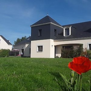 Вилла Logis De L'Hermitage Le Louroux-Beconnais Exterior photo