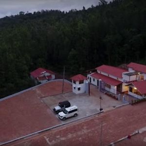 Апартаменты Baarbara Estate Camp Чикмагалур Exterior photo