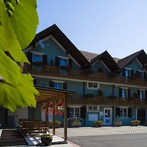 Hotel Altneudoerflerhof Бад-Радкерсбург Exterior photo