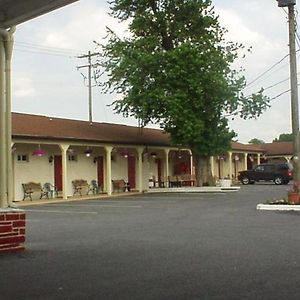 Hollander Motel Нью Холланд Exterior photo