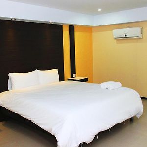 Nongkhai City Hotel Нонгкхай Room photo