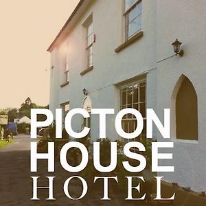 Отель Picton-House Llandowror Exterior photo