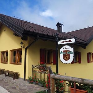 Отель Garni Sella Cipriani Borgo Valsugana Exterior photo