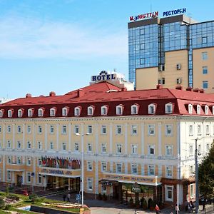 Отель Украина Ровно Exterior photo