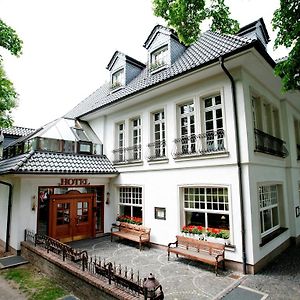 Hotel "Schloss Friedestrom" Дормаген Exterior photo