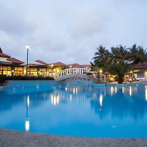 La Palm Royal Beach Hotel Аккра Exterior photo