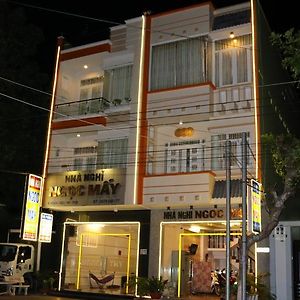 Ngoc May Guesthouse Чау-Док Exterior photo