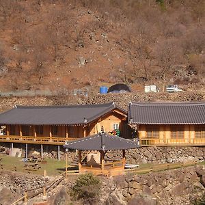 Вилла Buchungol Pension Hadong Exterior photo