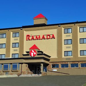 Отель Ramada By Wyndham Уильямс-Лейк Exterior photo