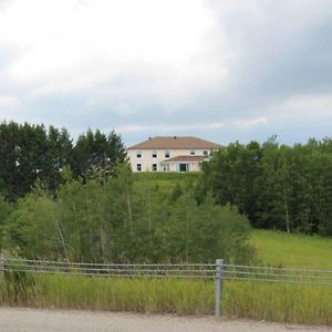 Honeycomb Bed & Breakfast Onanole Exterior photo