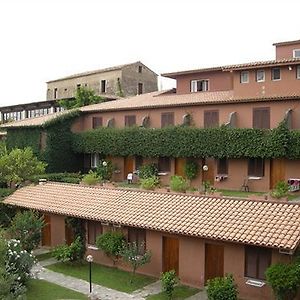 Hotel Villaggio Calaghena Монтепаоне Exterior photo