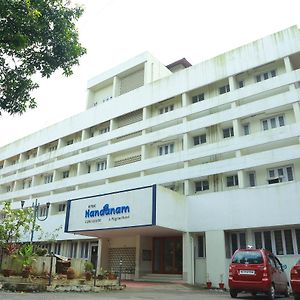 Hotel Nandanam Гуруваюр Exterior photo