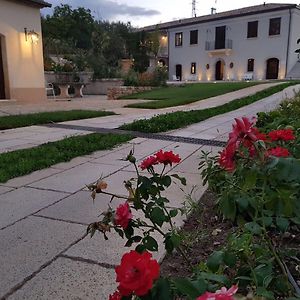 Вилла Il Mulino Della Signora Luxury Country House Frigento Exterior photo