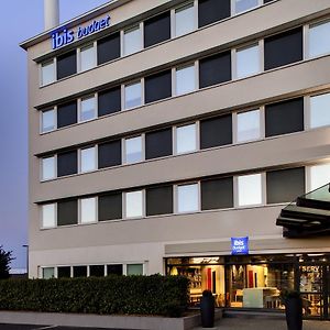 Отель Ibis Budget Clermont Ferrand Centre Montferrand Exterior photo