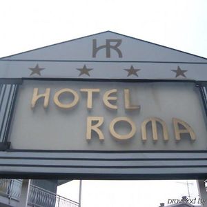 Hotel Roma Чезано-Босконе Exterior photo