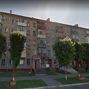 Апартаменты Pobeda 6 Кременчуг Exterior photo