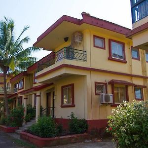 Отель Seclude Varca Beach, Goa Exterior photo