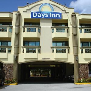 Days Inn Guam - Тамунинг Exterior photo