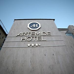 Hotel Artemide Аверса Exterior photo