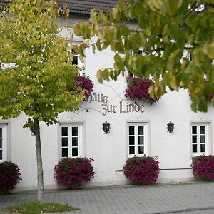 Отель Gasthaus Zur Linde Hohenpolding Exterior photo