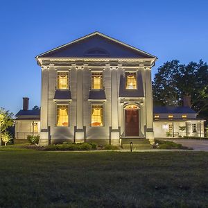 Peter Allen Inn & Event Center Kinsman Exterior photo