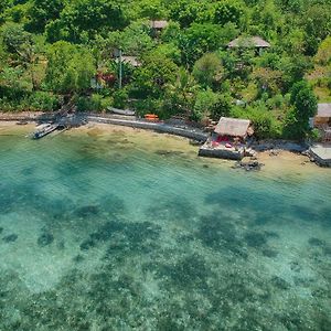 Отель Tanjungan Gili Gede Exterior photo