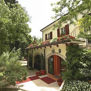 Hotel La Ginestra Акваланга Exterior photo