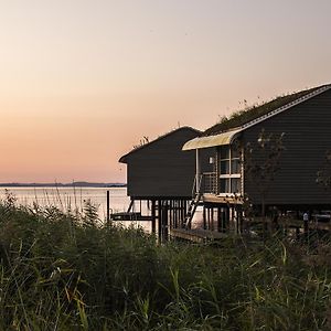 Отель Im-Jaich Wasserferienwelt Лаутербах Exterior photo