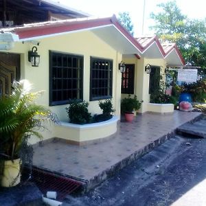 Отель Hostal Bocas Tropical Paradise Бокас-дель-Торо Exterior photo