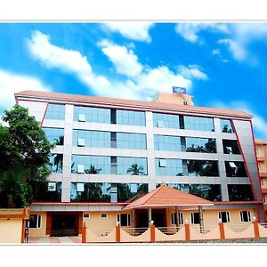 Отель Sree Gokulam Sabari Chavakkad Exterior photo