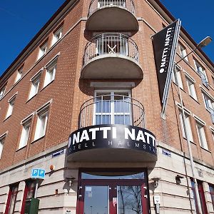 Hotell Natti Natti Хальмстад Exterior photo