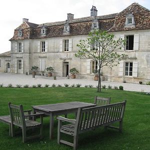 Bed and Breakfast Chateau Manoir De La Leche Touvre Exterior photo