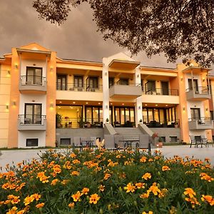 Filoxenia Hotel Янина Exterior photo