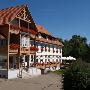 Отель Landgasthof Rossle Berau Exterior photo