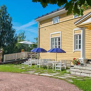 Bed and Breakfast Koivulan Kartano Лохья Exterior photo